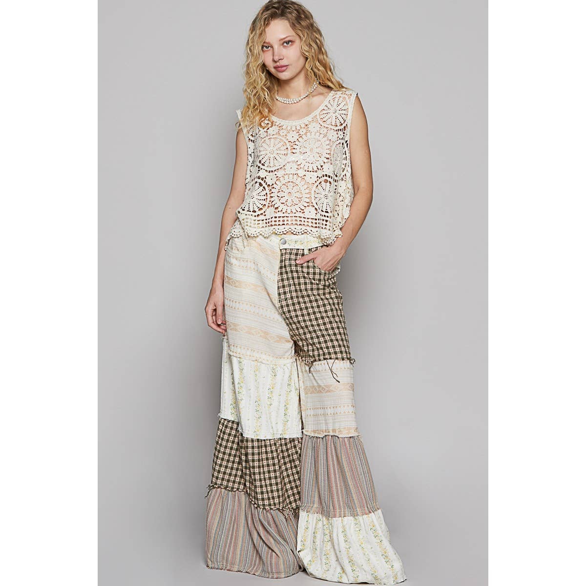Round neck sleeveless crochet top - ivyandlavyboutique Pol Clothing