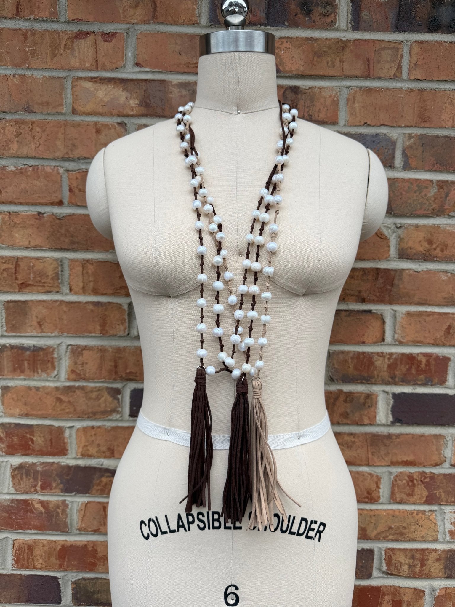Sale Pearl Leather Necklace - ivyandlavyboutique ivyandlavyboutique