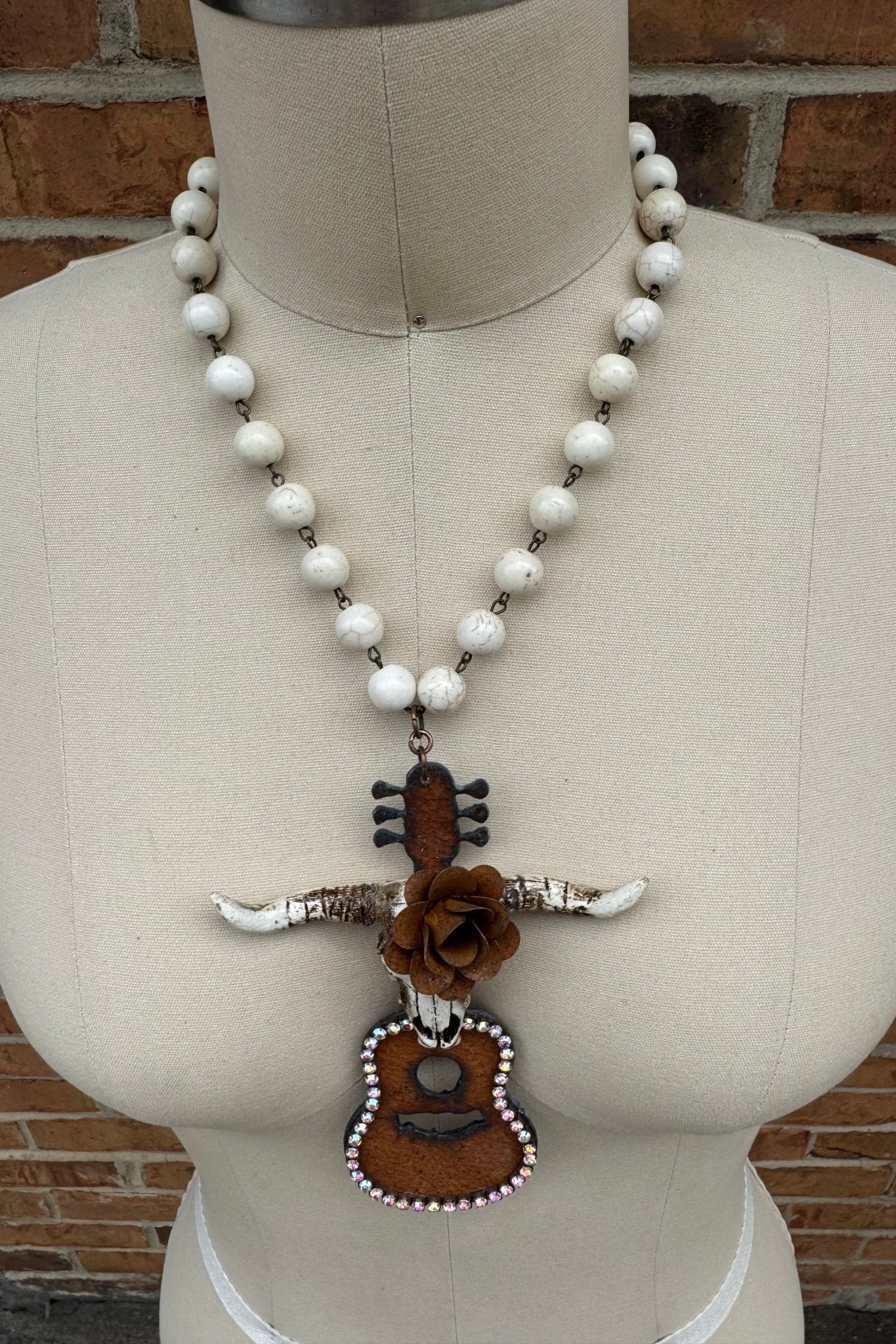 She’s From Texas Necklace - ivyandlavyboutique Gypsy South