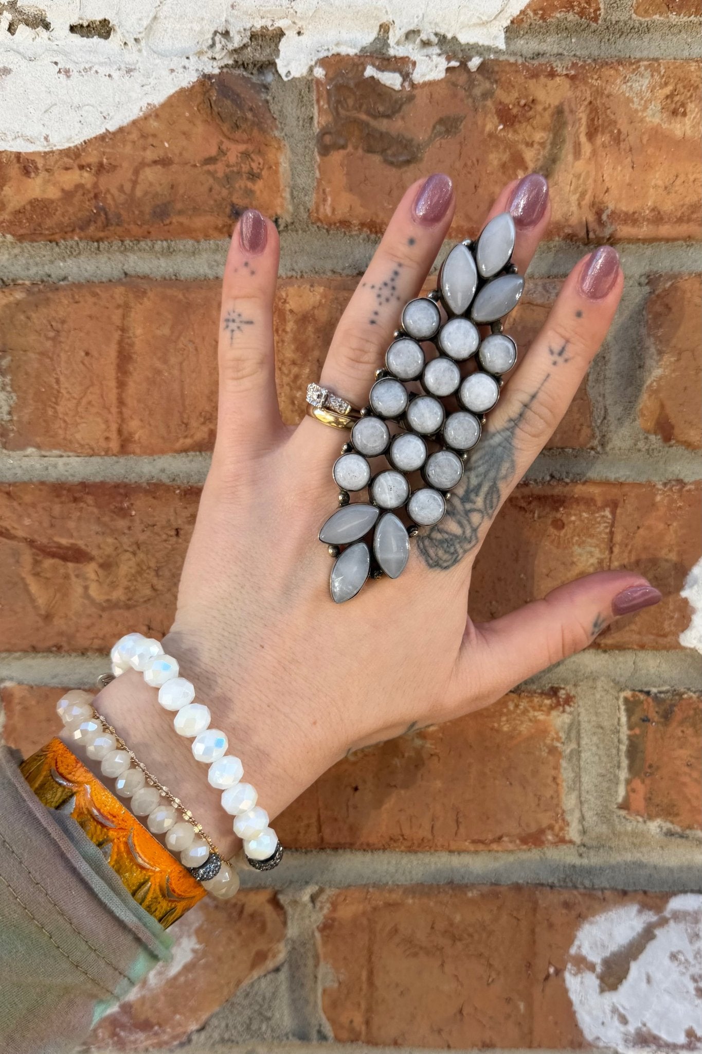 Shimmy Shimmy Quartz Long Statement Ring - ivyandlavyboutique ivyandlavyboutique