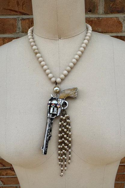 Shoot Em Gone Necklace - ivyandlavyboutique Gypsy South