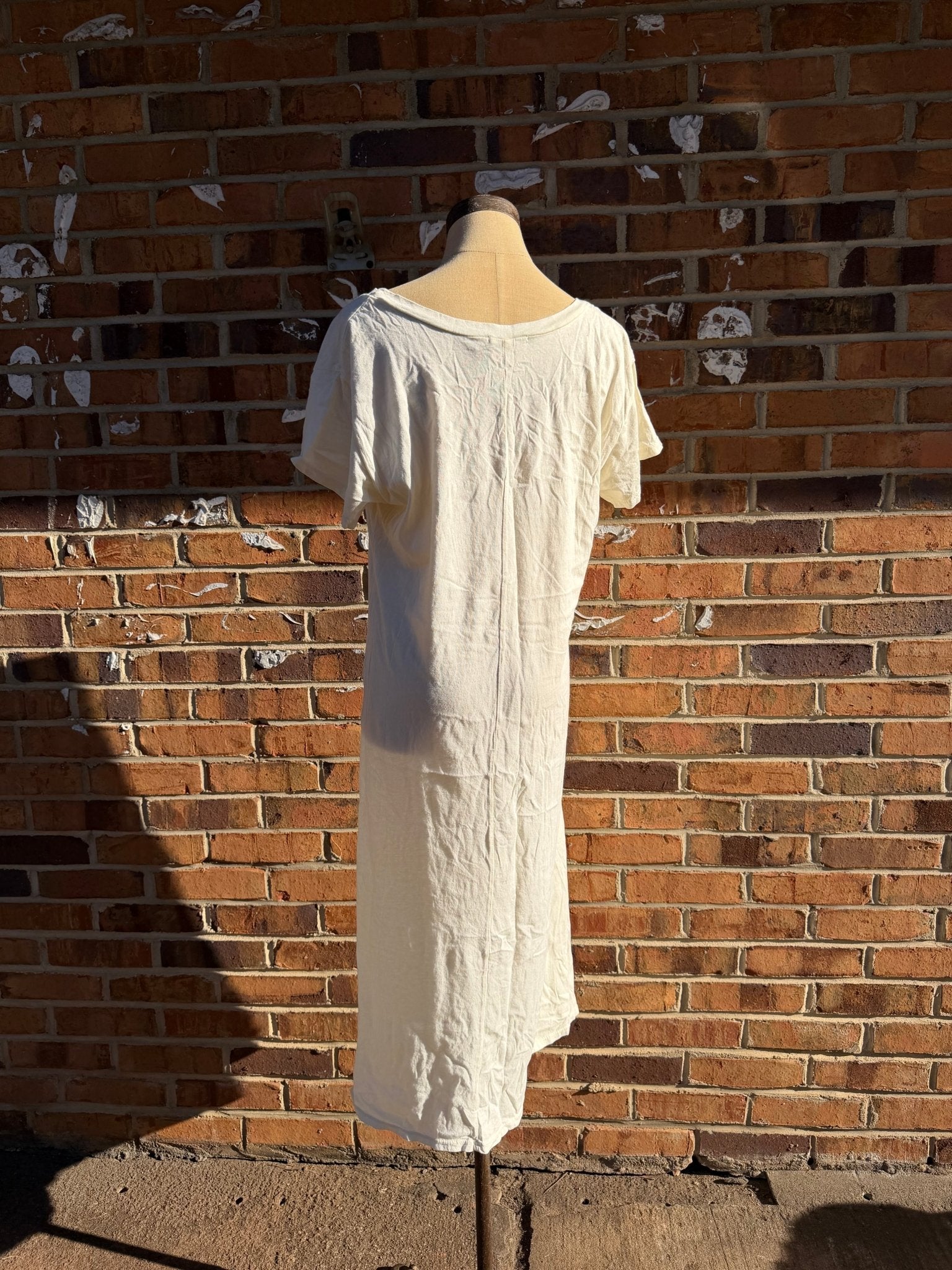 Short Sleeve A - Line T-Shirt Dress - Longhorn - ivyandlavyboutique LeParisPetit by I Love Linen