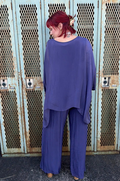 Silk Classic Everyday Top - ivyandlavyboutique Karamel Collection