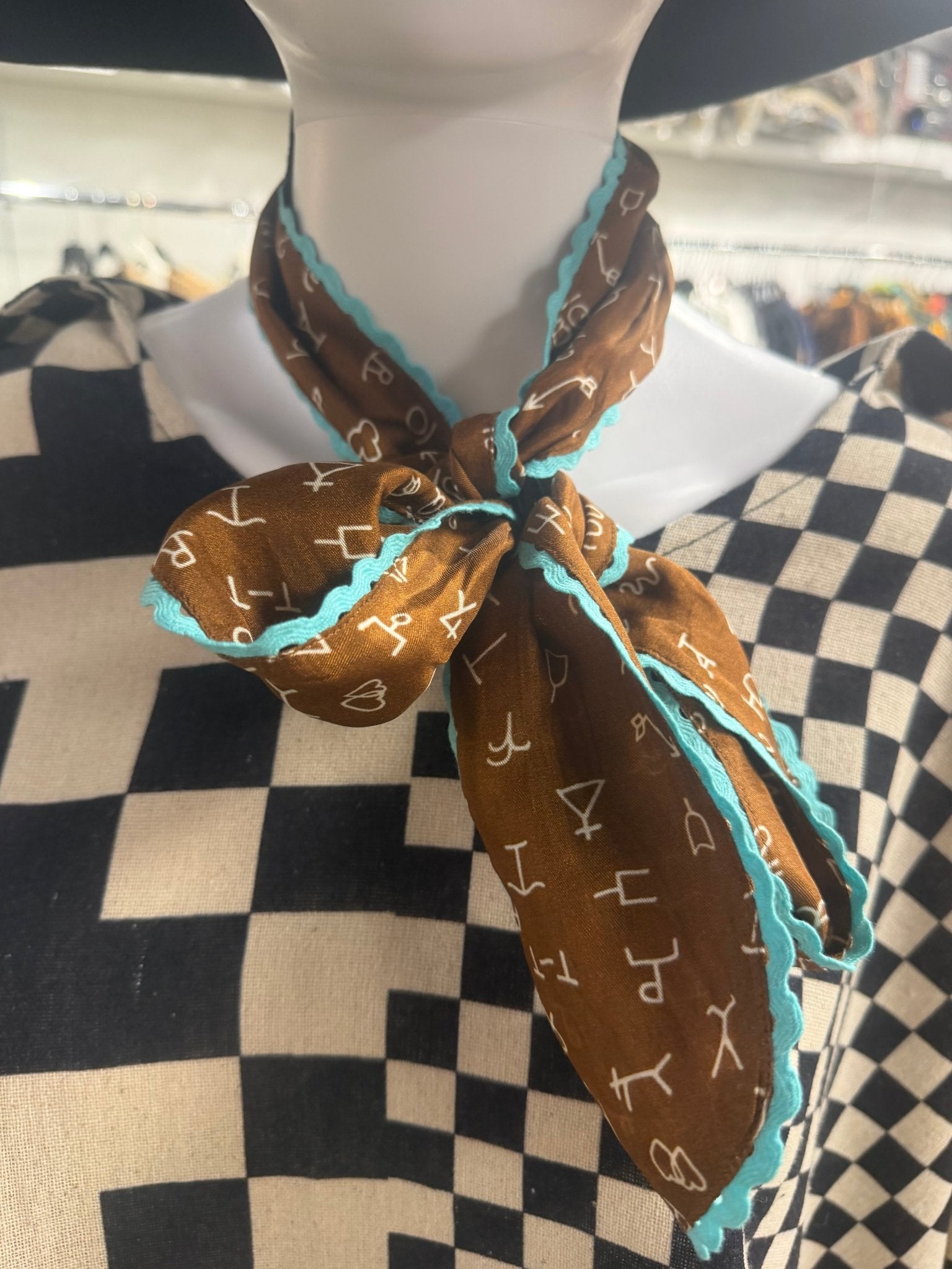 Silk Neckercheif - ivyandlavyboutique ivyandlavyboutique