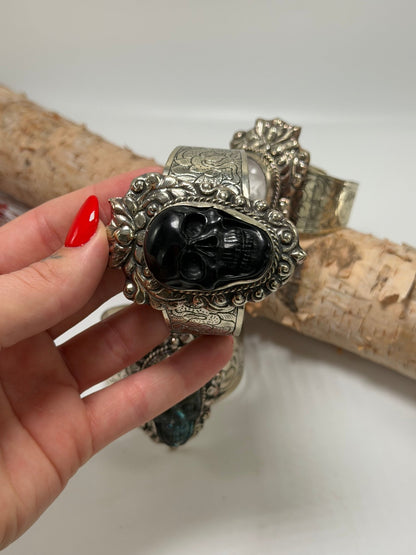 Skull Epic Cuff - ivyandlavyboutique ivyandlavyboutique