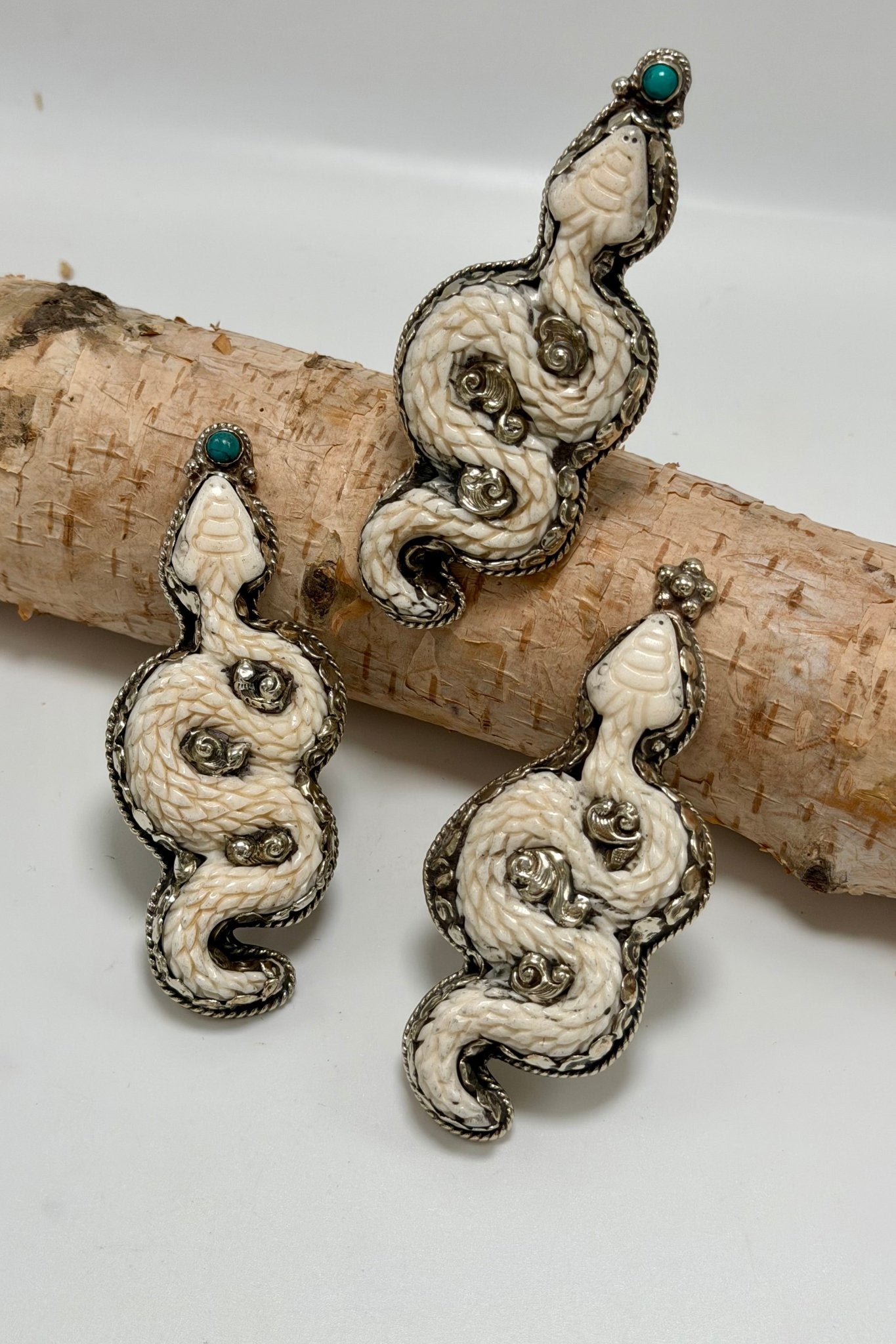 Snake Carved Ring - ivyandlavyboutique ivyandlavyboutique