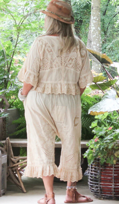 Softly Worn Eyelet Bloomers in Oatmeal - ivyandlavyboutique Jaded Gypsy