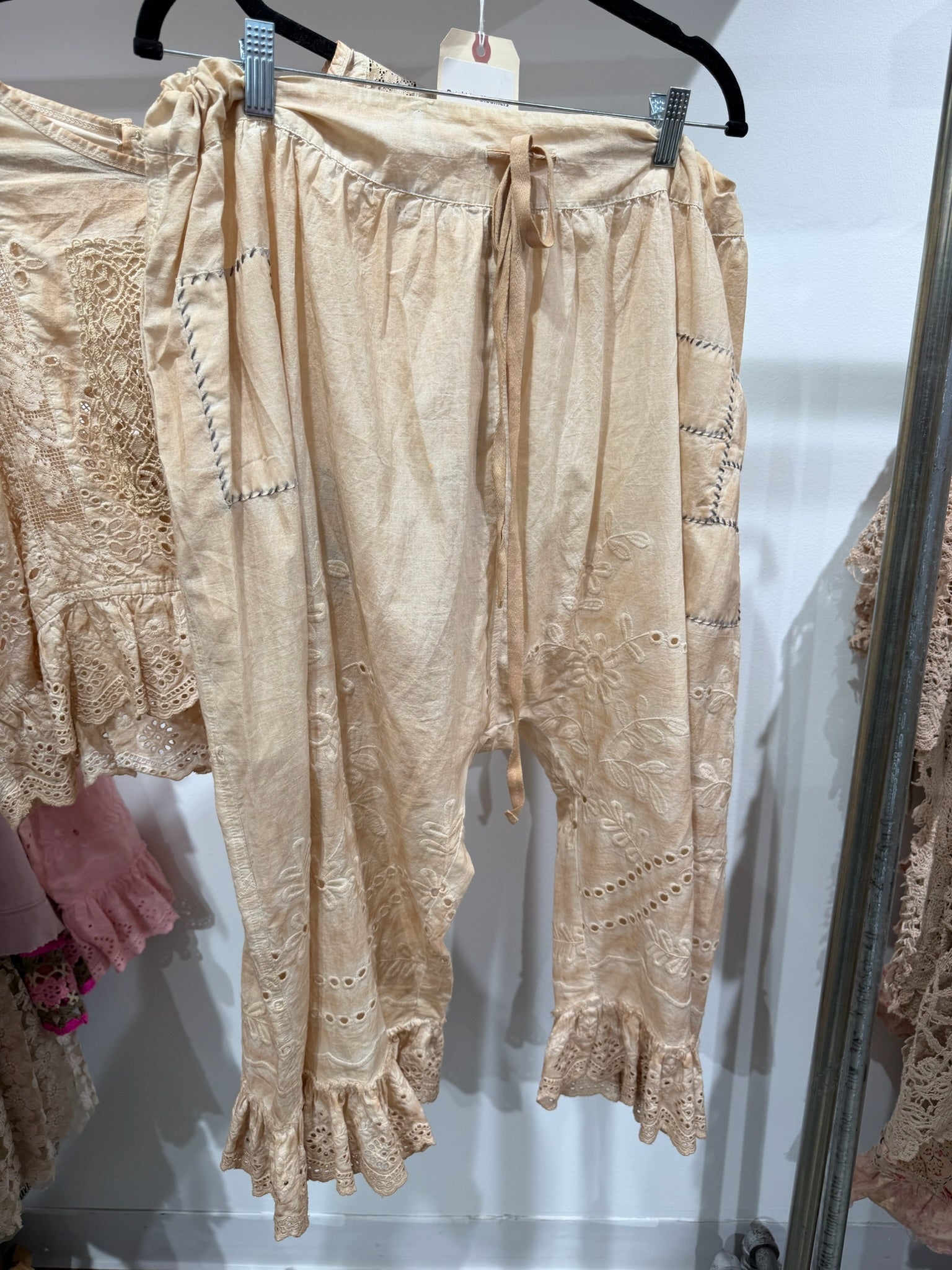 Softly Worn Eyelet Bloomers - Oatmeal - ivyandlavyboutique Jaded Gypsy