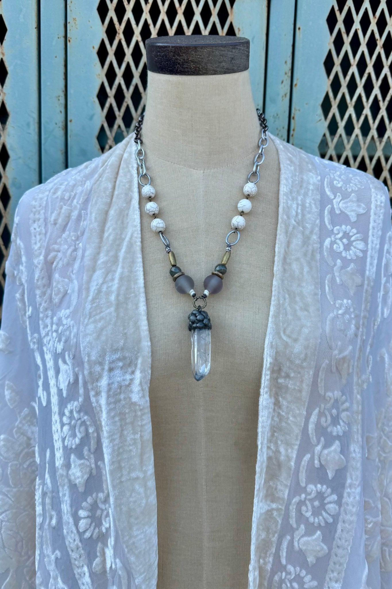 Soldered Crystal Handmade Necklace - ivyandlavyboutique ivyandlavyboutique