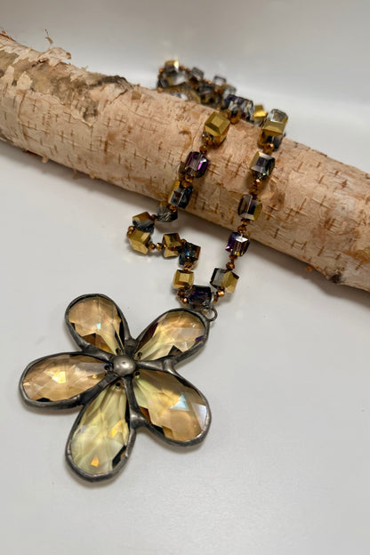 Soldered Flower Necklace - ivyandlavyboutique ivyandlavyboutique
