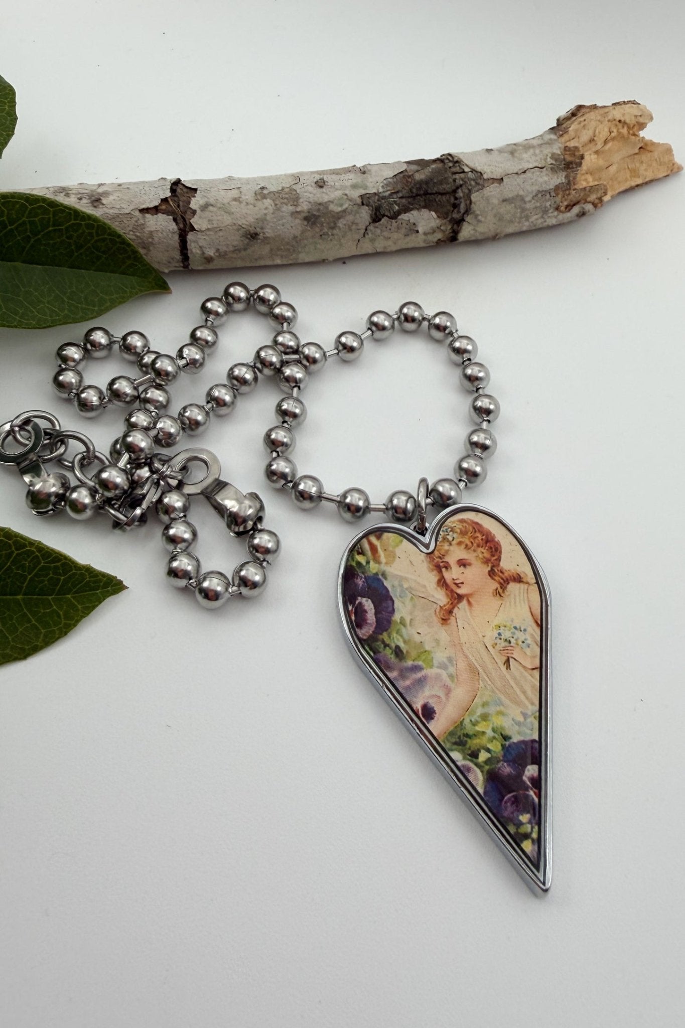 Spirit Lala: Large Angel Heart Pendant Necklace - ivyandlavyboutique Spirit Lala
