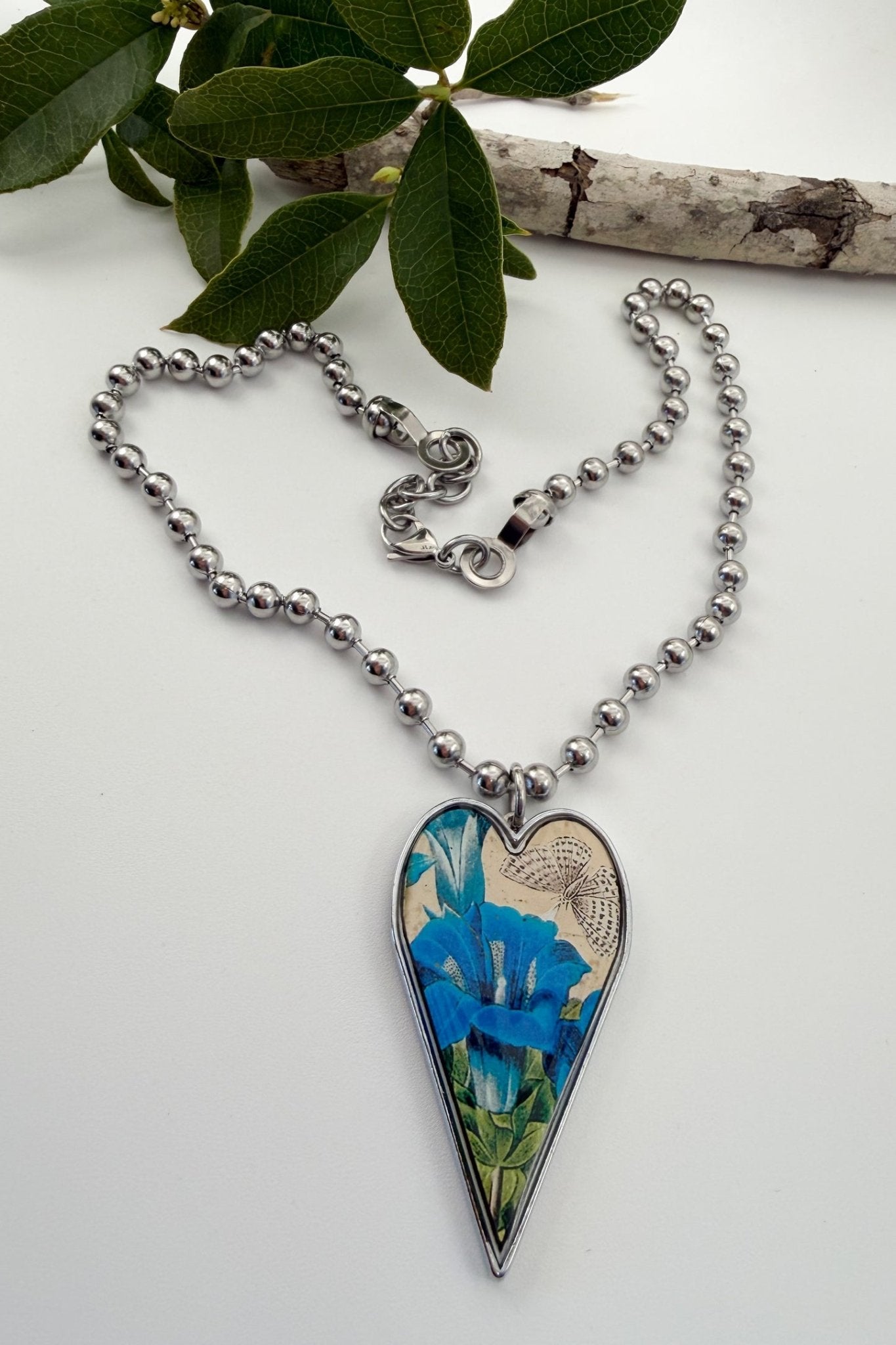 Spirit Lala: Large "Beautiful, Brave, & Becoming" Heart Pendant Necklace - ivyandlavyboutique Spirit Lala