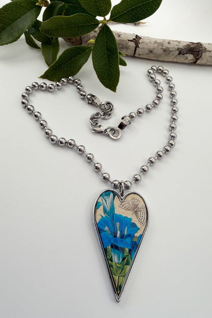 Spirit Lala: Large "Beautiful, Brave, & Becoming" Heart Pendant Necklace - ivyandlavyboutique Spirit Lala
