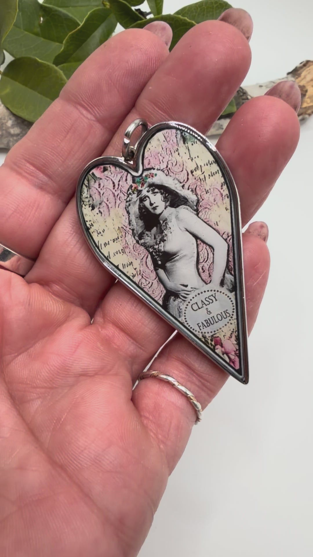 Spirit Lala: Large "Classy & Fabulous" Heart Pendant Necklace - ivyandlavyboutique Spirit Lala