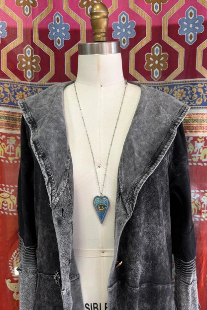 Spirit Lala: Large Eye Heart Pendant Necklace - ivyandlavyboutique Spirit Lala