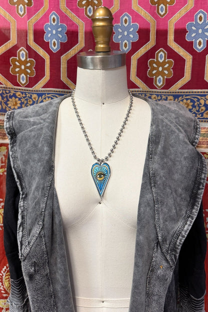 Spirit Lala: Large Eye Heart Pendant Necklace - ivyandlavyboutique Spirit Lala