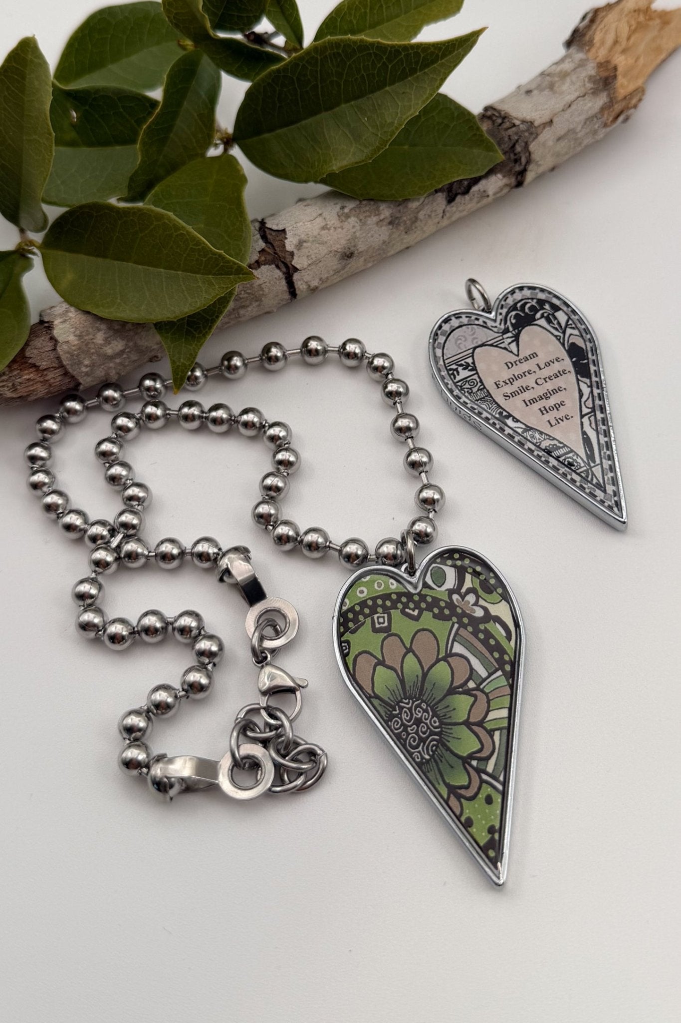 Spirit Lala: Large Green Brown Flower Heart Pendant Necklace - ivyandlavyboutique Spirit Lala