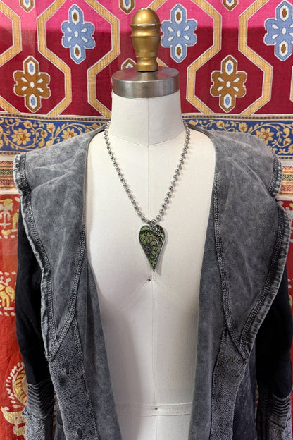 Spirit Lala: Large Green Brown Flower Heart Pendant Necklace - ivyandlavyboutique Spirit Lala