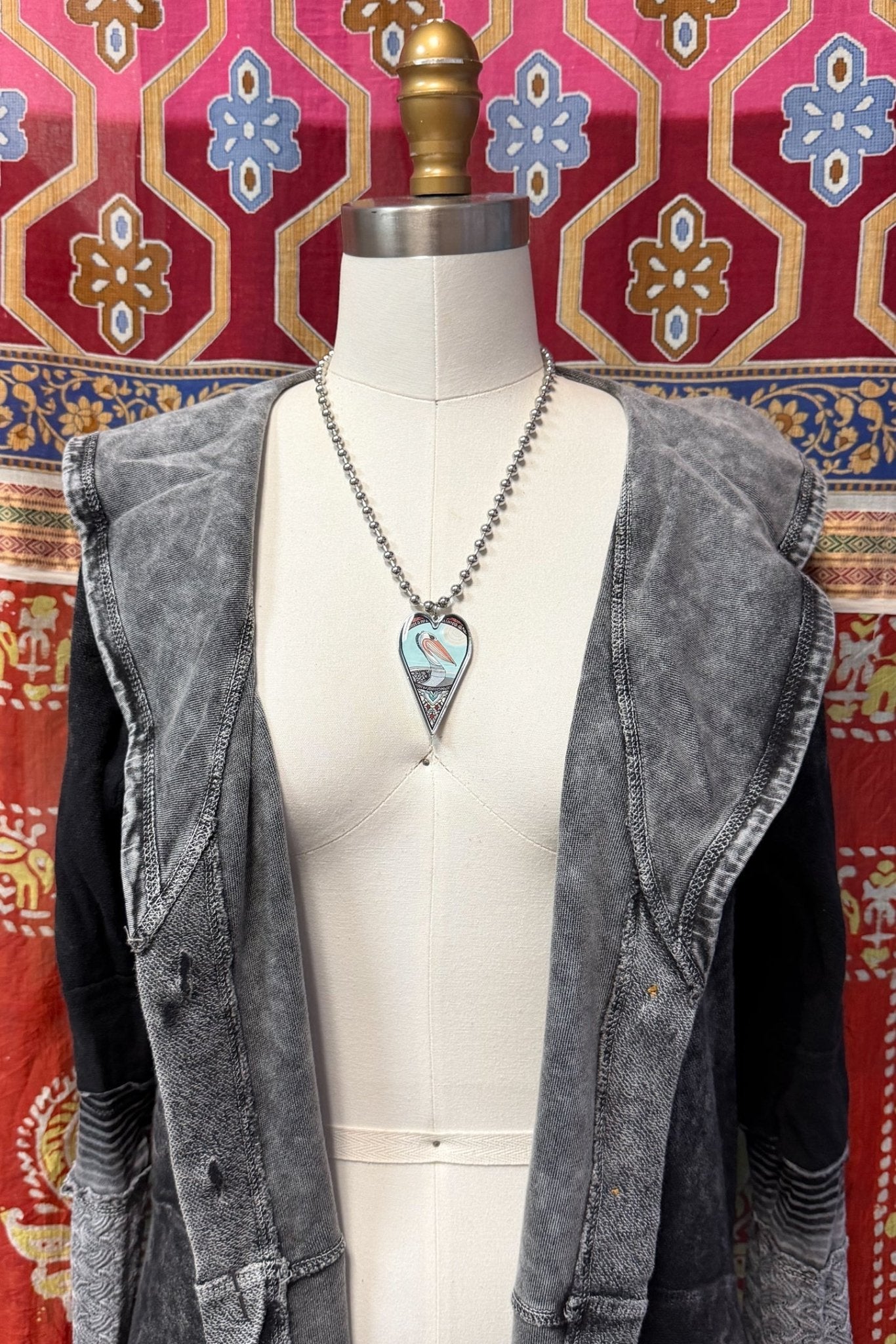 Spirit Lala: Large Pelican Heart Pendant Necklace - ivyandlavyboutique Spirit Lala