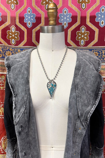 Spirit Lala: Large Teal Flower Heart Pendant Necklace - ivyandlavyboutique Spirit Lala