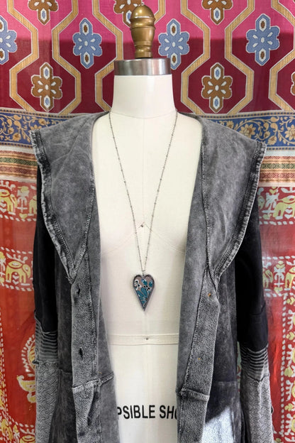 Spirit Lala: Large Teal Flower Heart Pendant Necklace - ivyandlavyboutique Spirit Lala