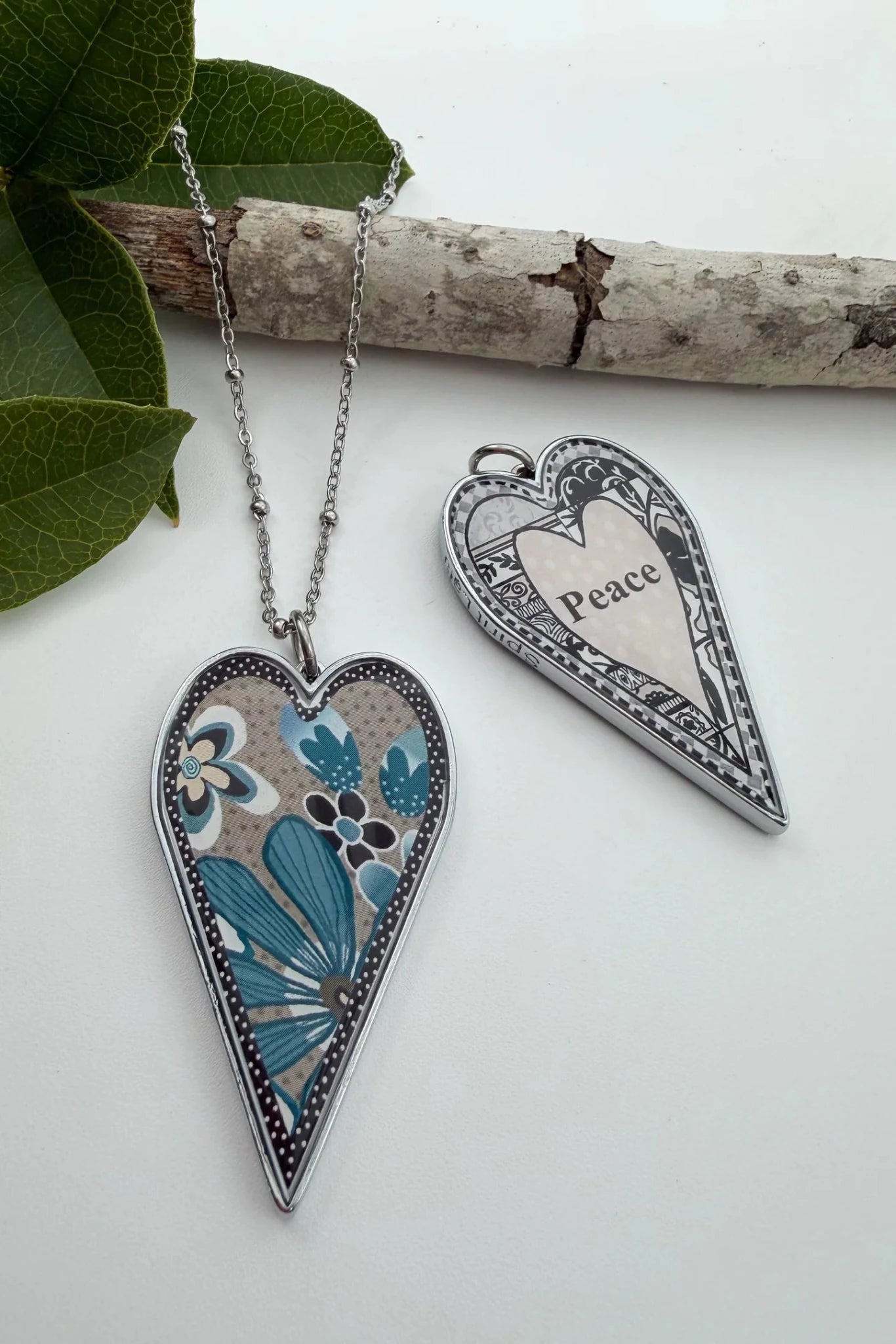 Spirit Lala: Large Teal Flower Heart Pendant Necklace - ivyandlavyboutique Spirit Lala