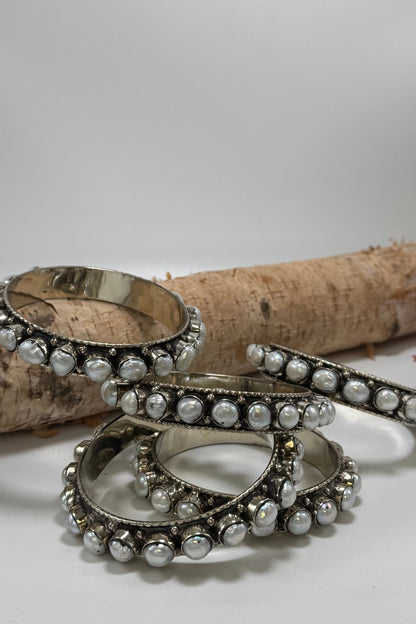 Stackable Pearl Bracelet - ivyandlavyboutique ivyandlavyboutique