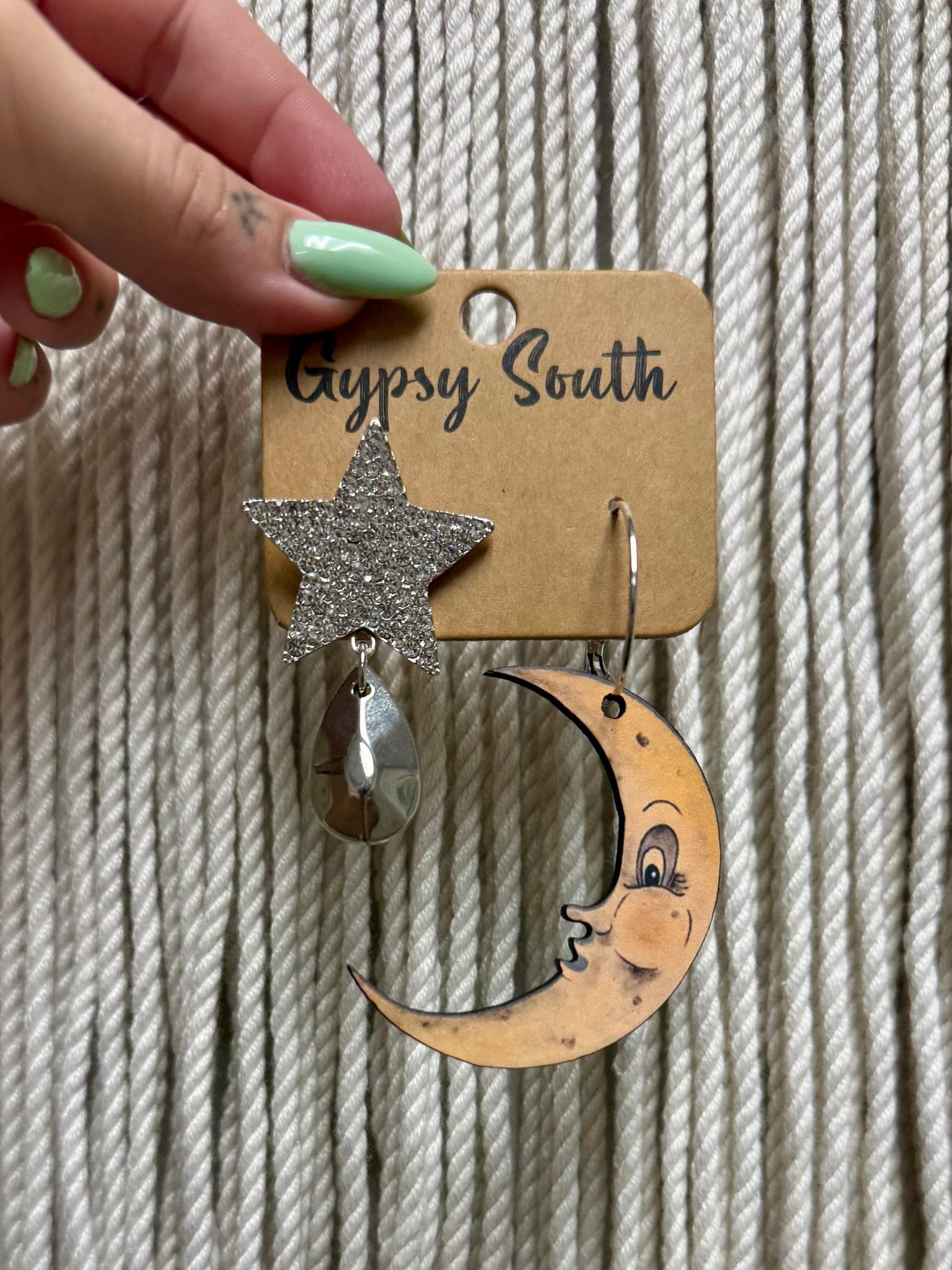 Star & Moon opposites Earring - ivyandlavyboutique Gypsy South