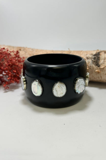 Statement Bangle in Black - ivyandlavyboutique ivyandlavyboutique
