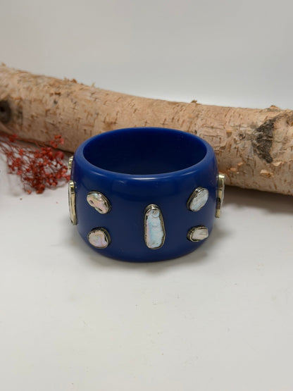 Statement Bangle w/ Gemstones - ivyandlavyboutique ivyandlavyboutique
