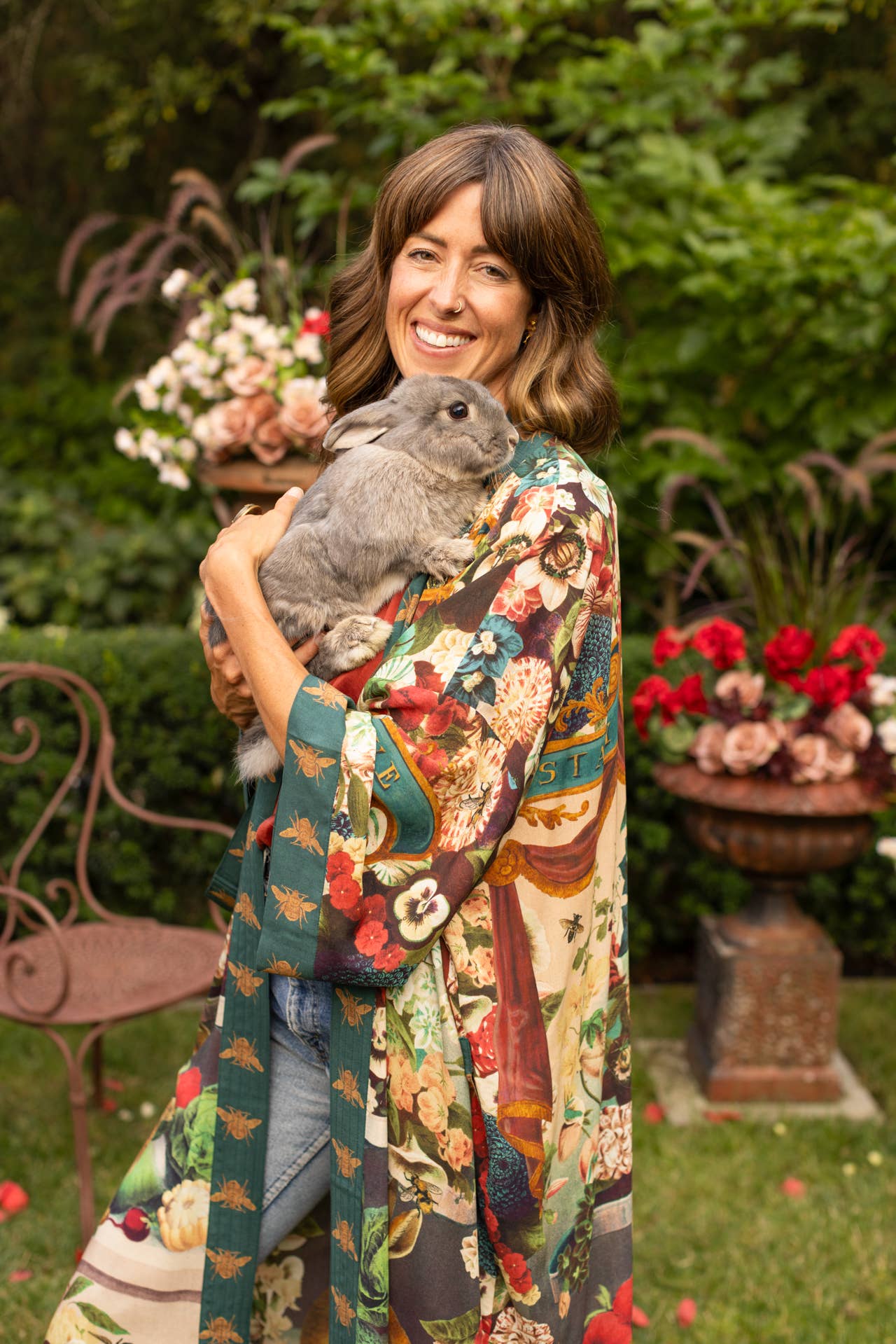 Stay Gold Opera Duster Kimono Robe w/ Rabbits Flowers & Bees - ivyandlavyboutique Market of Stars