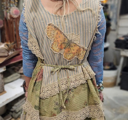 Striped Butterfly Top - ivyandlavyboutique A Rare Bird Shop