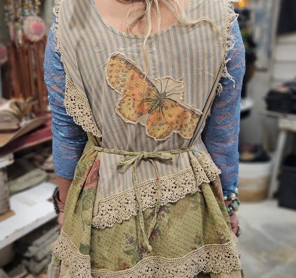 Striped Butterfly Top - ivyandlavyboutique A Rare Bird Shop