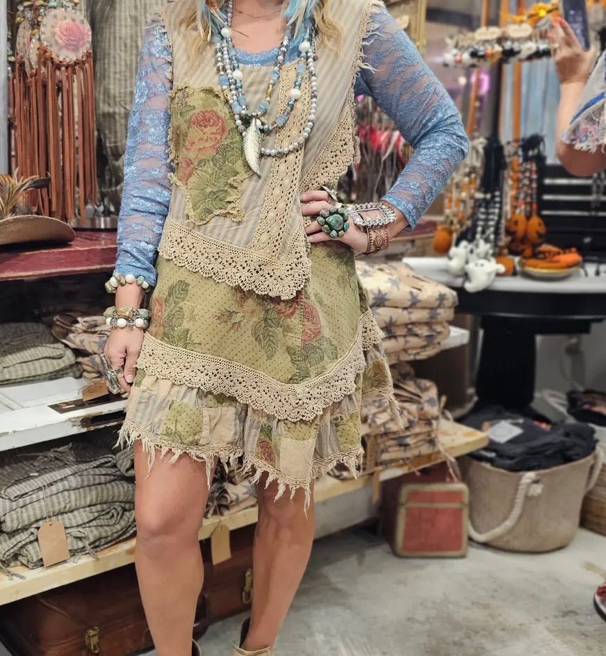 Striped Butterfly Top - ivyandlavyboutique A Rare Bird Shop