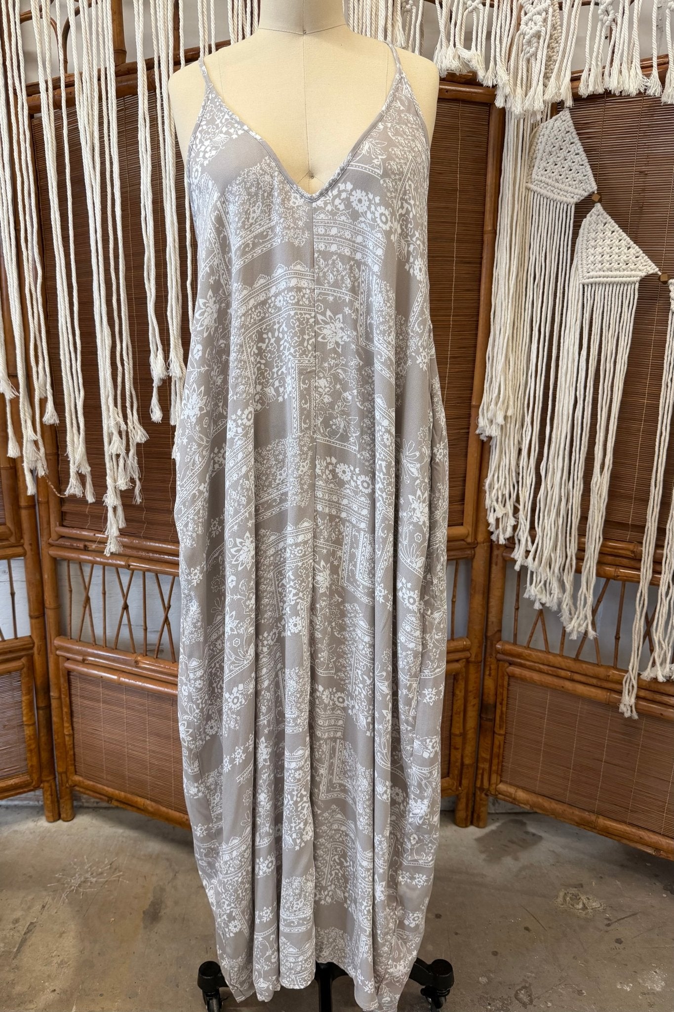 Summer Slip Dress SD311420 - ivyandlavyboutique Style rack