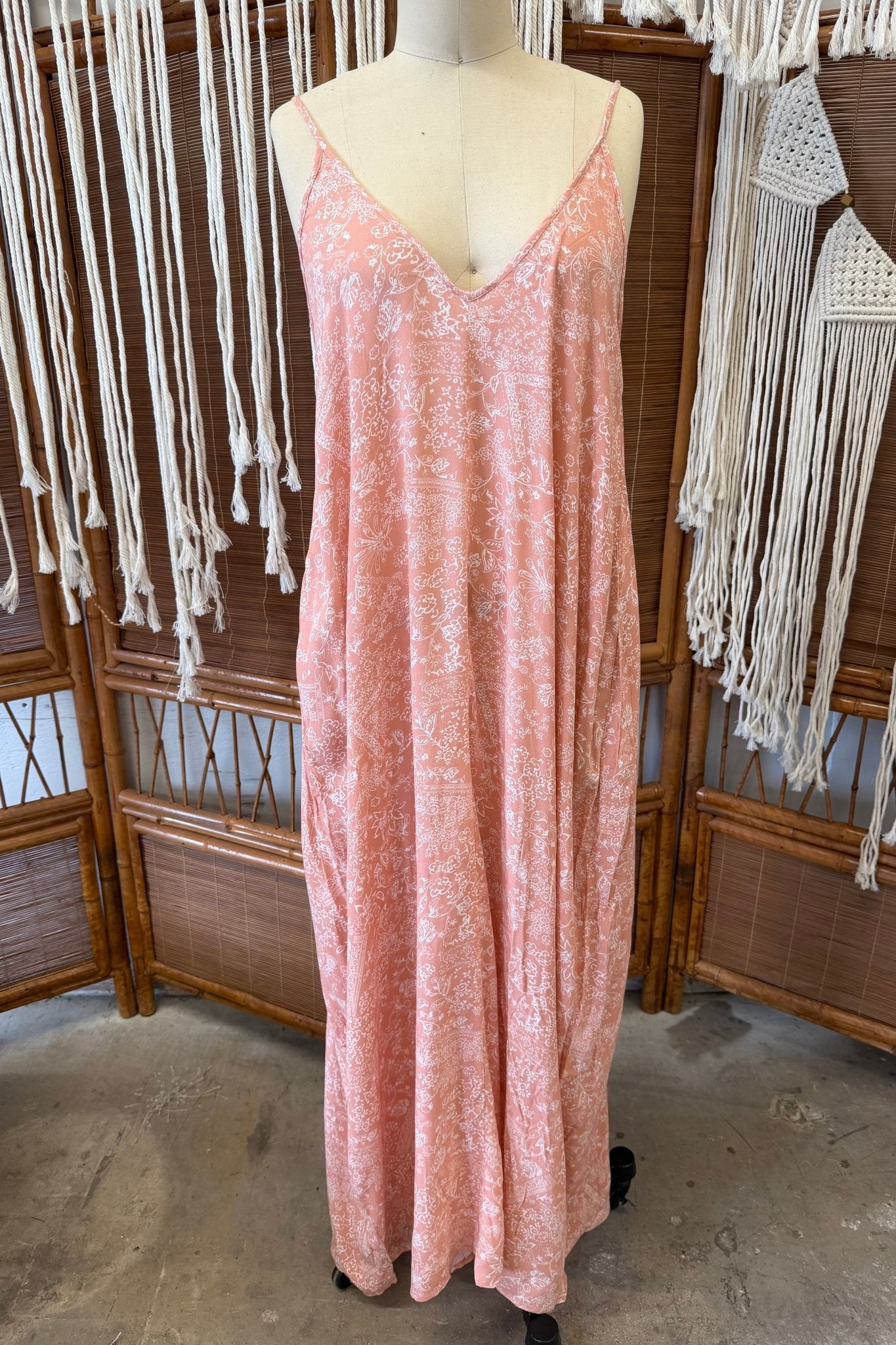 Summer Slip Dress SD311420 - ivyandlavyboutique Style rack