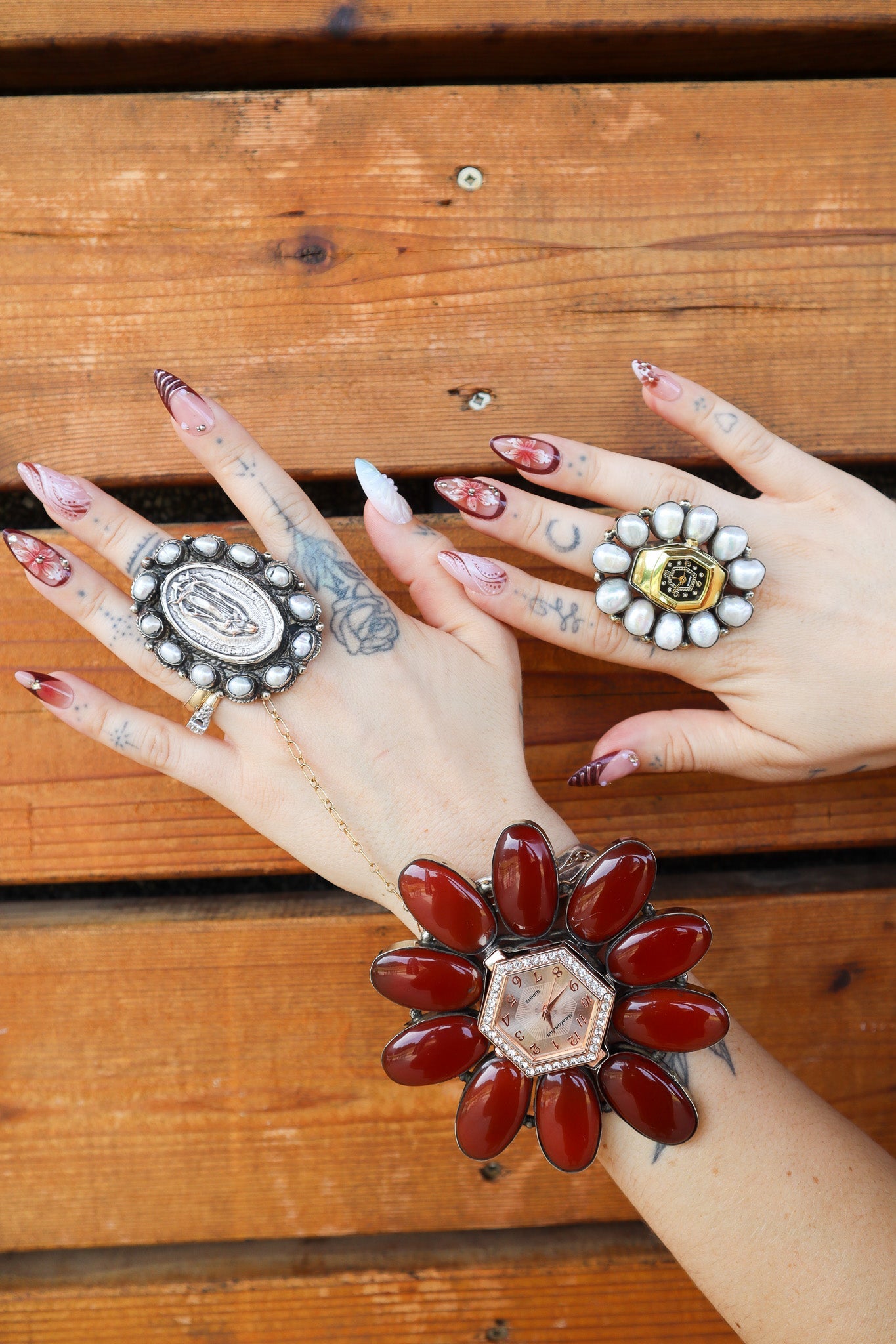 Surrounded By Pearls Mother Mary Ring - ivyandlavyboutique ivyandlavyboutique