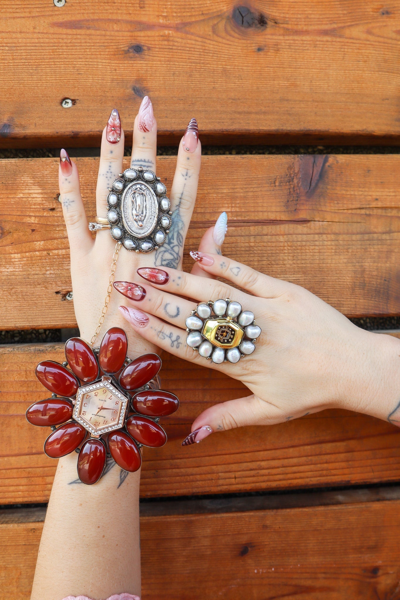 Surrounded By Pearls Mother Mary Ring - ivyandlavyboutique ivyandlavyboutique