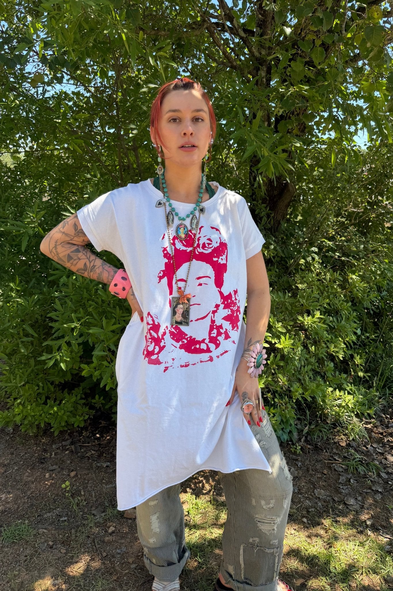 T-Shirt Tunic with Frida Kahlo Graphic - ivyandlavyboutique LeParisPetit by I Love Linen