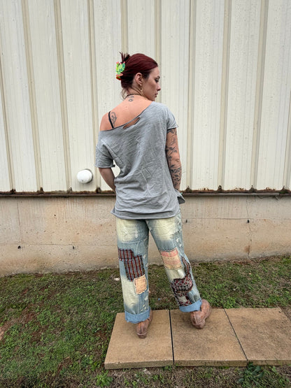 Tattered Vintage Tee in Grey - ivyandlavyboutique A Rare Bird Shop
