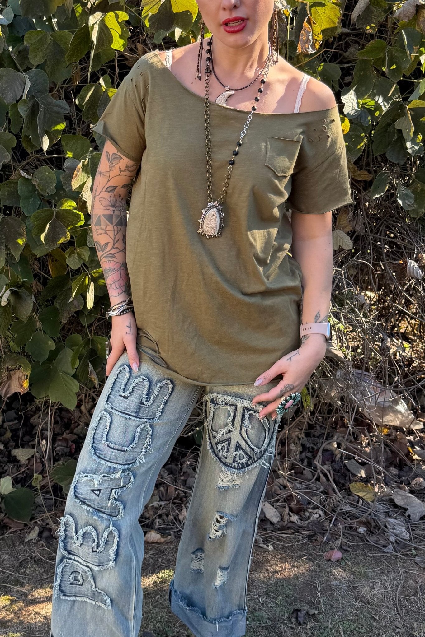 Tattered Vintage Tee in Olive - ivyandlavyboutique A Rare Bird Shop