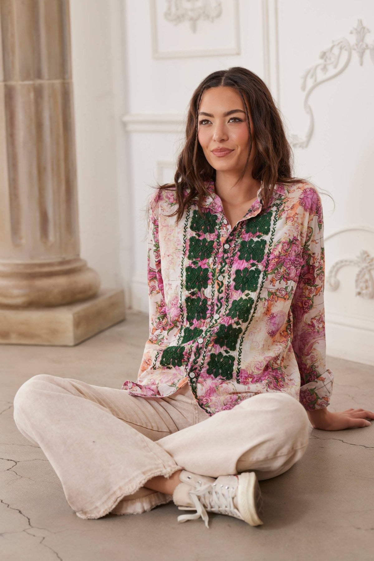 The Neta Top in Floral - ivyandlavyboutique The Nu Vintage