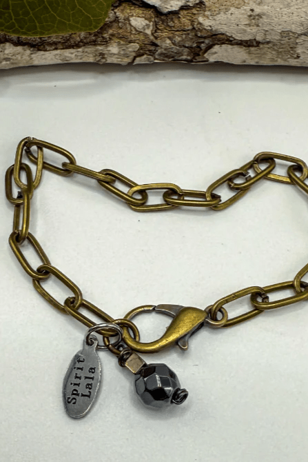 The Simple Brass Chain Bracelet w/ Gemstone - ivyandlavyboutique Spirit Lala