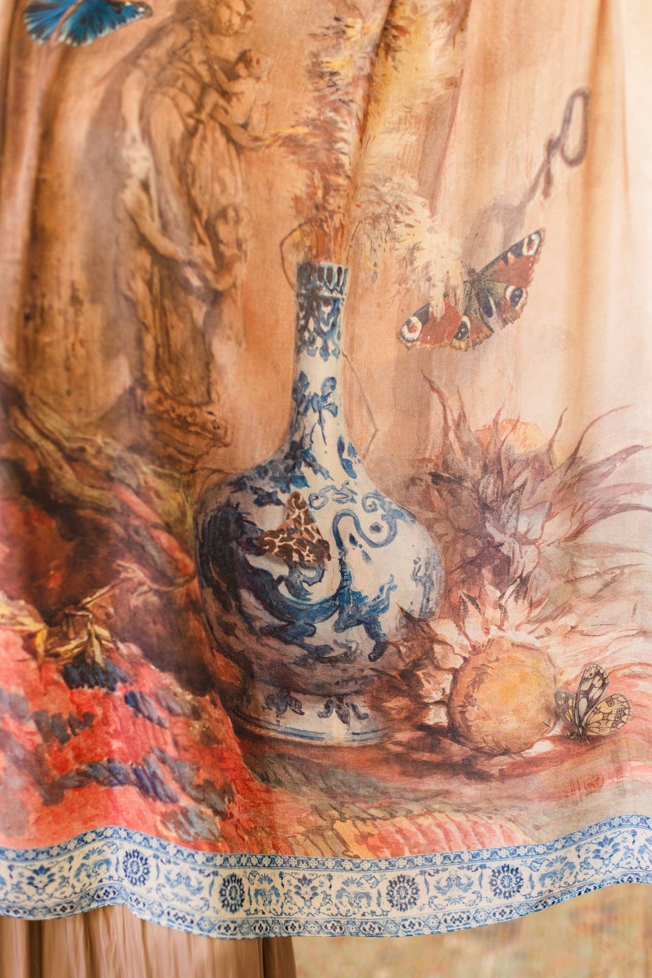 The Storyteller Scarf with Sunflowers and Pottery Print - ivyandlavyboutique Market of Stars