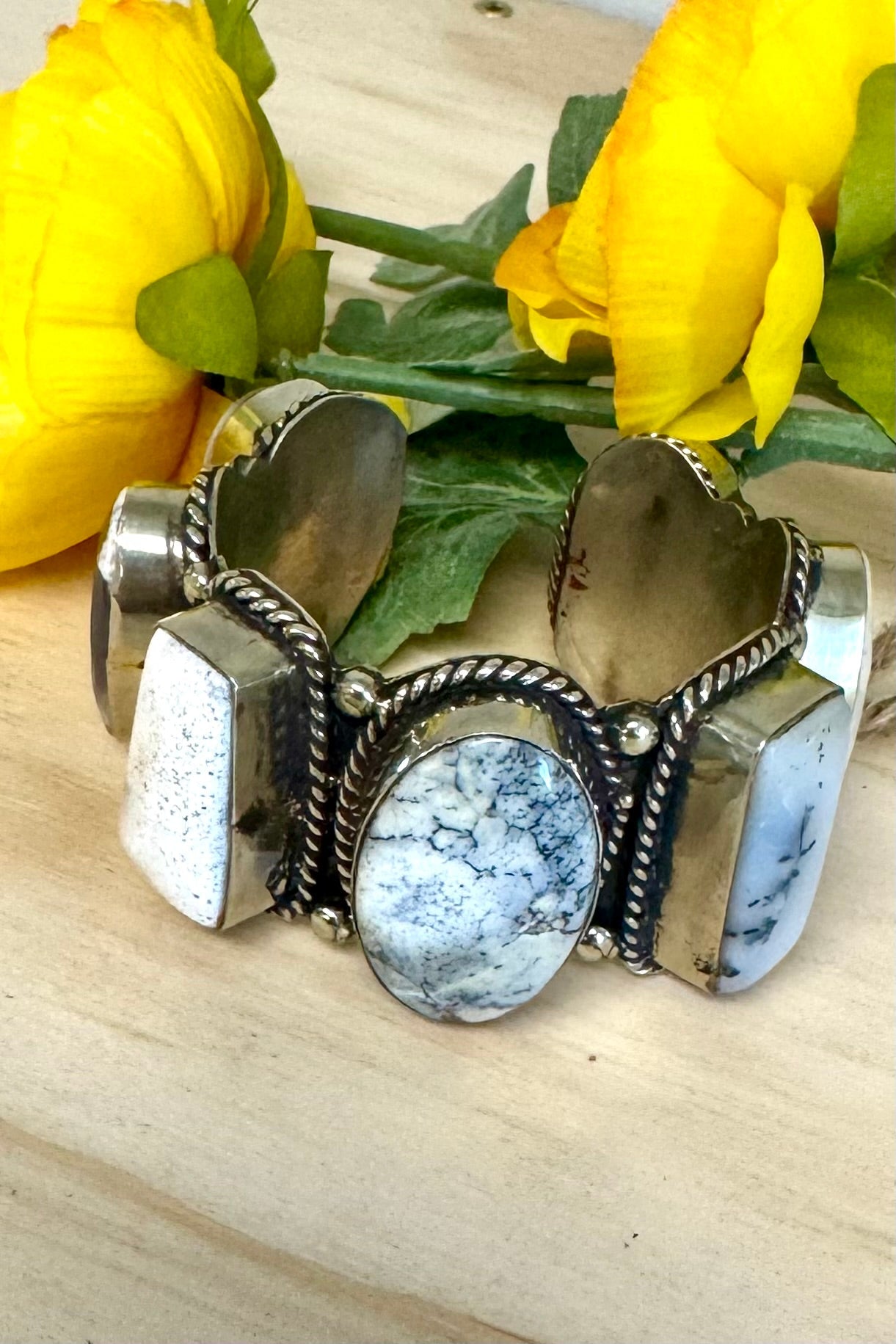 The Stunner Round Gemstone Cuff - ivyandlavyboutique ivyandlavyboutique
