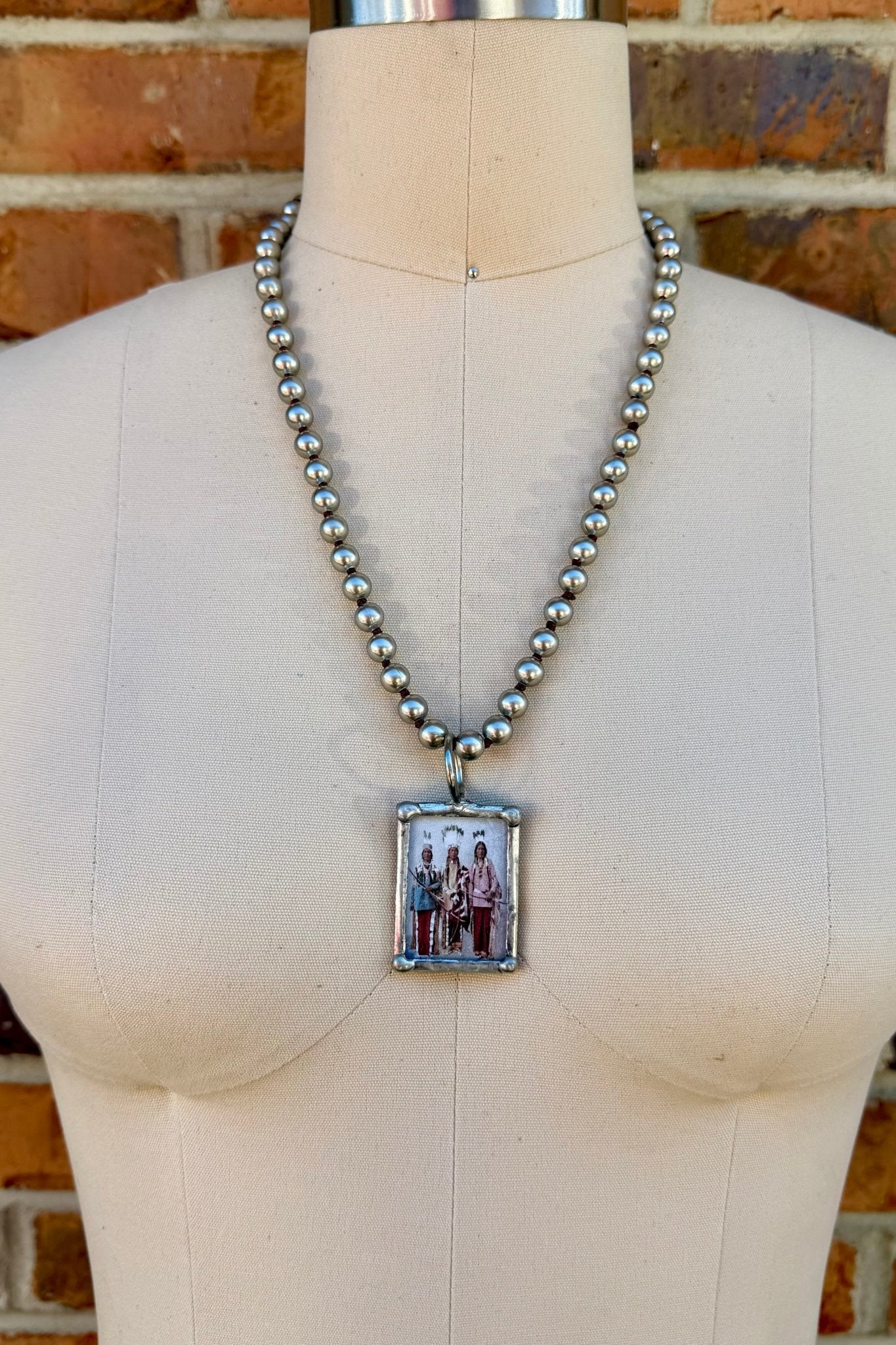 The Trio Necklace in Faux Pearls - ivyandlavyboutique ivyandlavyboutique