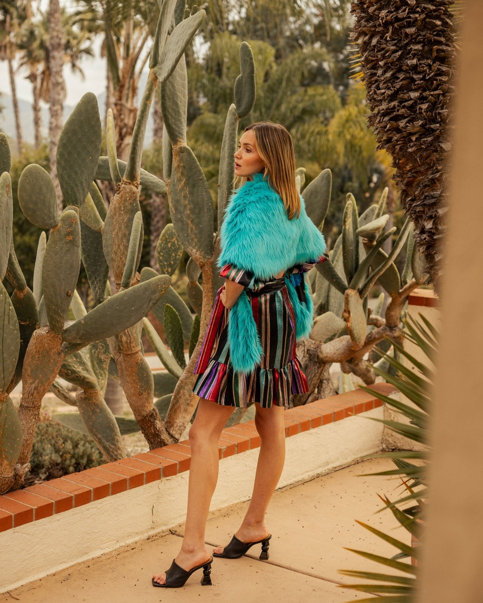 Toxique Faux Fur Shawl - ivyandlavyboutique Jennafer Grace