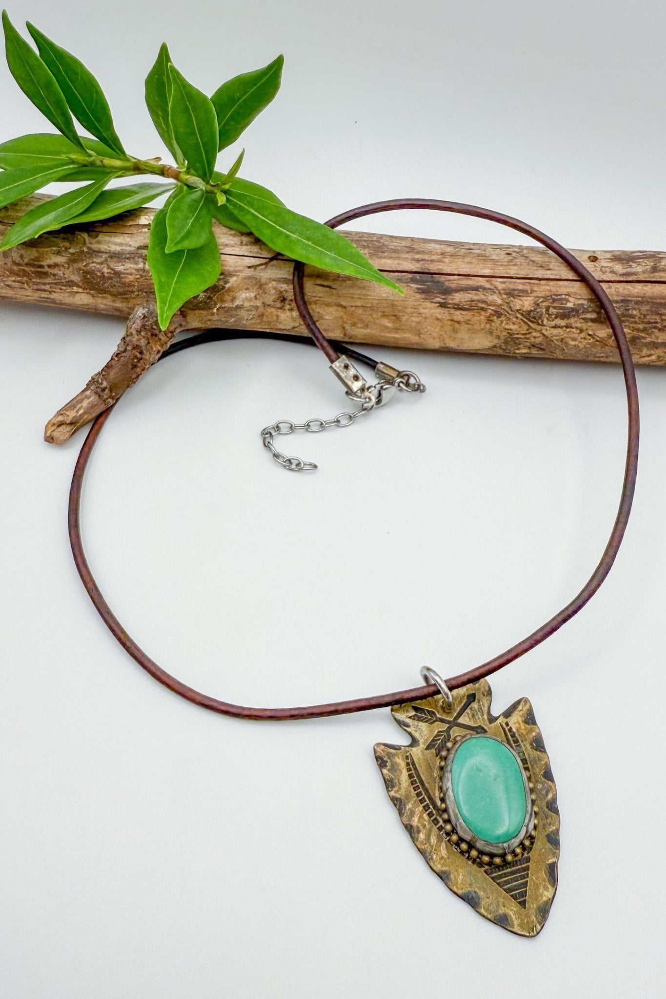 Turquoise Arrowhead Choker Necklace - ivyandlavyboutique Spirit Lala