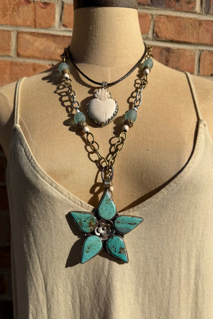 Turquoise Flower Drop Statement Necklace - ivyandlavyboutique ivyandlavyboutique