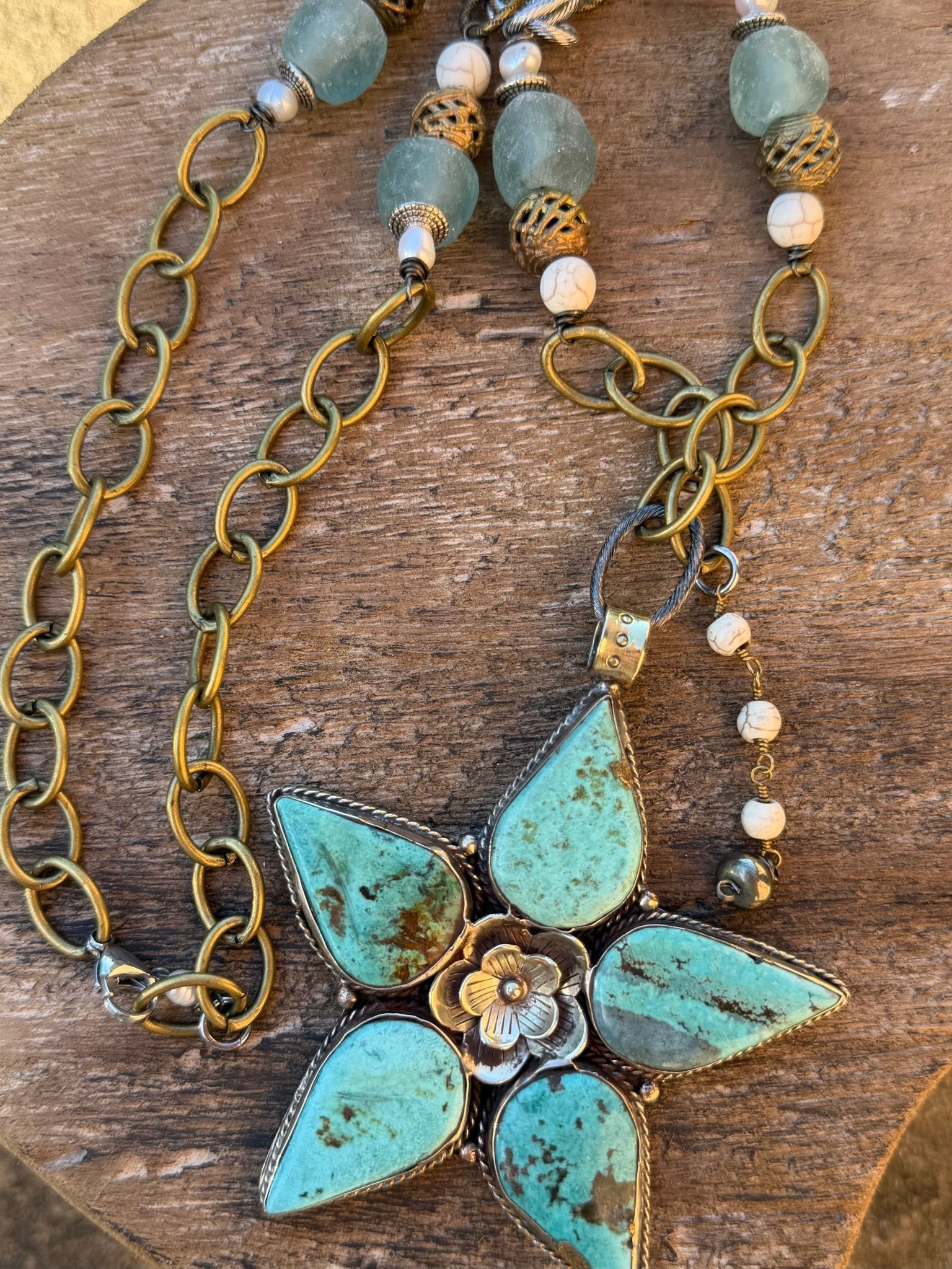 Turquoise Flower Drop Statement Necklace - ivyandlavyboutique ivyandlavyboutique